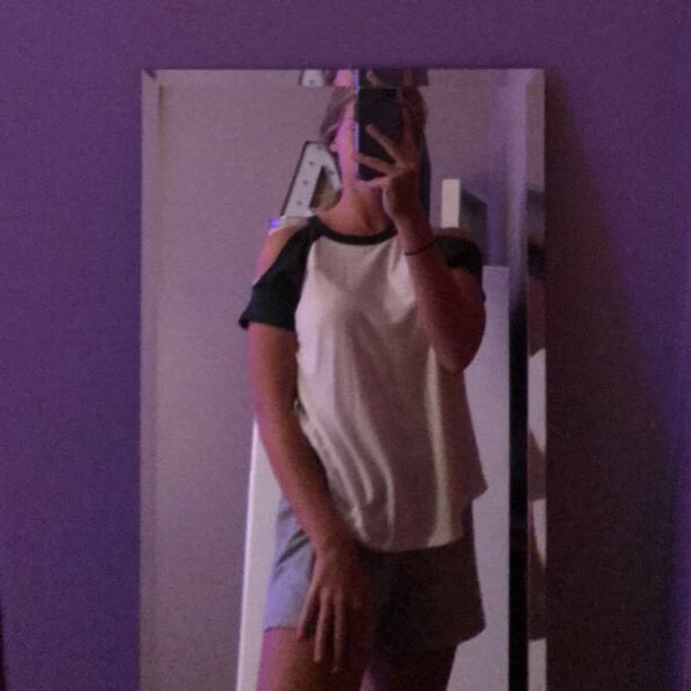 Aeropostale dressy t-shirt